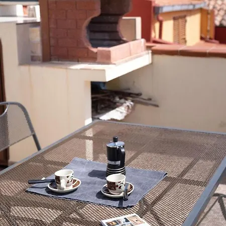 Moon House Apartment *